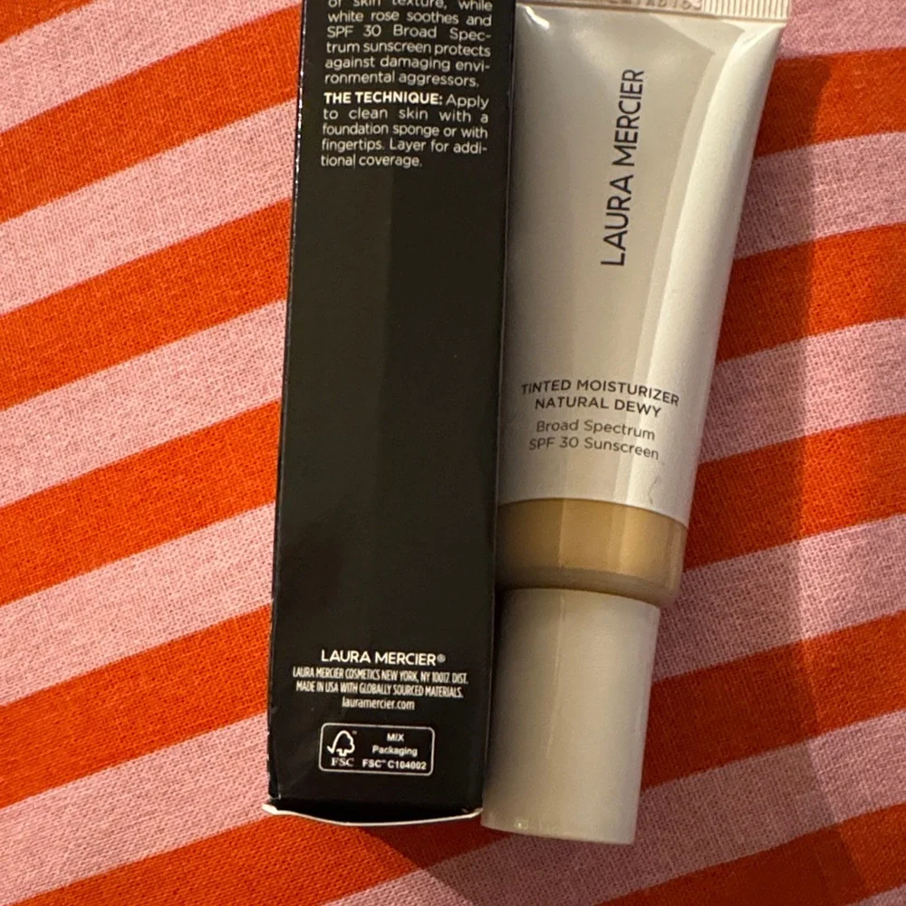 laura mercier long wear